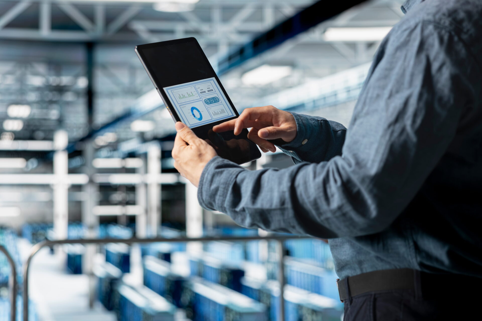 Technicien de maintenance sur l'application aq manager gmao mobile